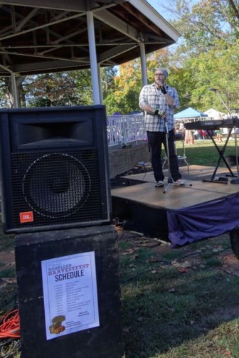 Chris North was the EmCee at the Dunellen HarvestFest.