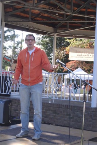 Michael Rhett performs at Dunellen HarvestFest.