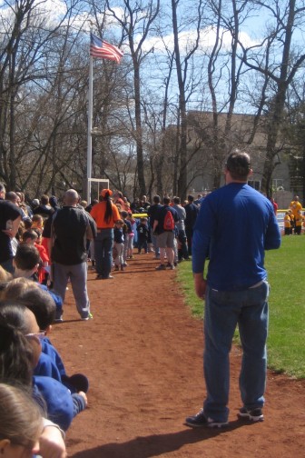 little-league-parade-anthem-041015-d411