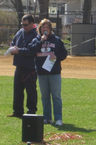 little-league-parade-barb-alex-041015-d411